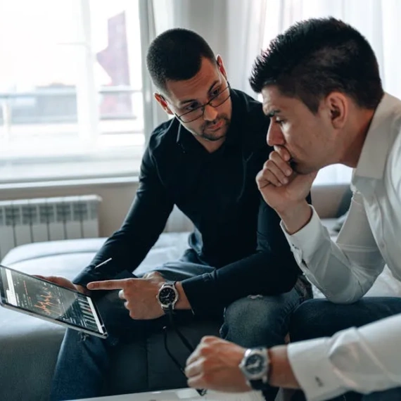 Standard Chartered and Coinbase Join Forces to Enhance Institutional Crypto Services