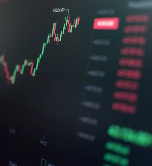 Bitcoin’s Weekly RSI Hints at Bearish Echo as Price Action Turns Volatile