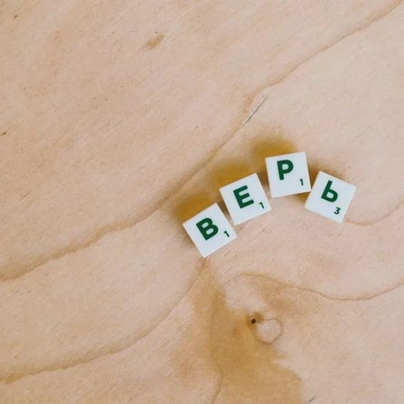 CFTC Chair Mike Selig Proposes Blockchain as a Shield Against AI-Generated Content