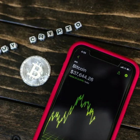 Private Credit Crisis Fallout: How Liquidity Shifts Could Impact Bitcoin Prices