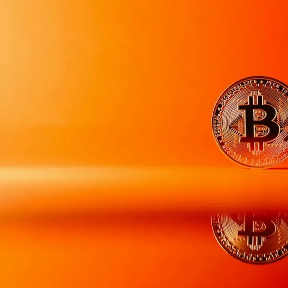 Bitcoin Breaks $76,000: Coinbase Volume Sparks a Major Recovery