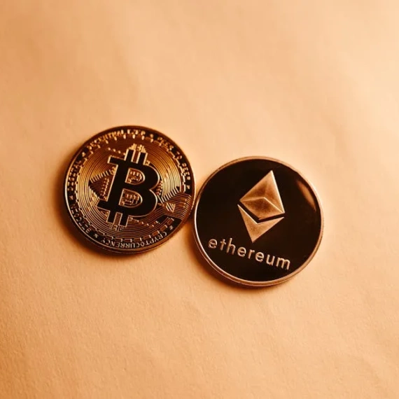 Ethereum’s Staking Paradox: Why High Lock-Up Rates Could Signal Price Support Against Bitcoin