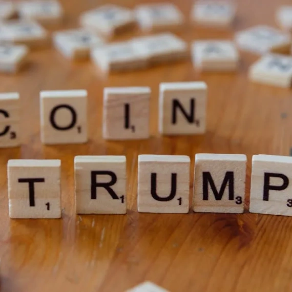 Trump’s Official Memecoin Extends Slide Despite Exclusive Mar-a-Lago Investor Gala