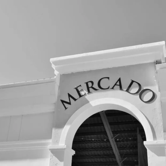 Polymarket Removes Prediction Market on Missing US Pilot Following Public Backlash