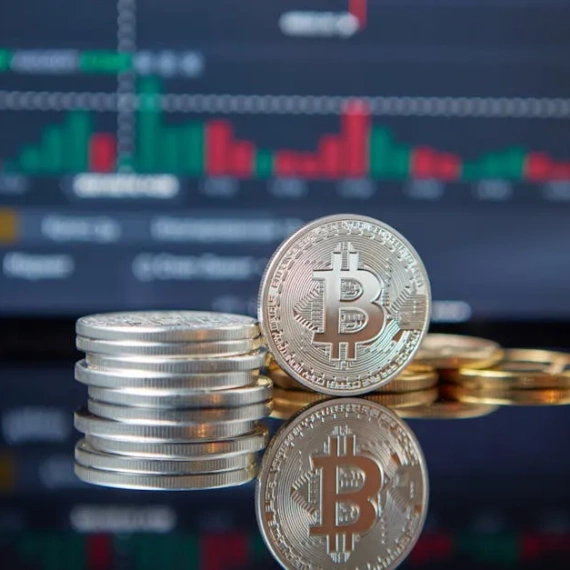 Bitcoin and Ether Edge Closer to Potential Shift in Market Direction