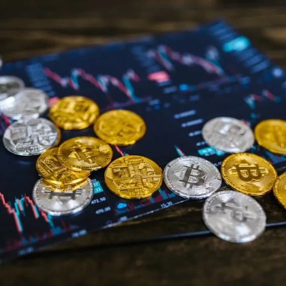 Crypto Market Roundup: Key Trends, Regulatory Shifts, and Tech Developments Shaping the Digital Asset Landscape