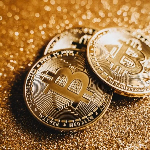 Quantum Threat Looms: Why Coinbase Experts Urge Bitcoin’s Immediate Cryptographic Upgrade