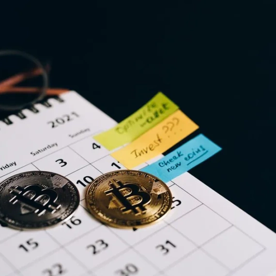 The Unvalued Giant: Why Tether’s Bitcoin Treasury Defies Traditional Market Pricing