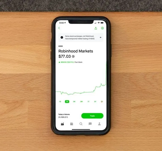 Noxa Disappears After Igniting a $4 Billion Memecoin Surge on Robinhood Chain