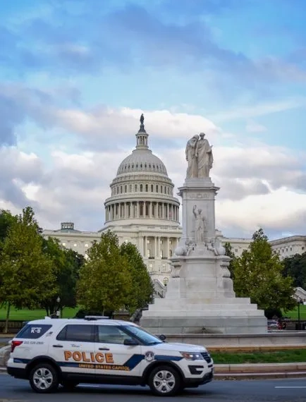 US Law Enforcement Signals Neutrality on CLARITY Act as Crypto Regulation Debate Heats Up
