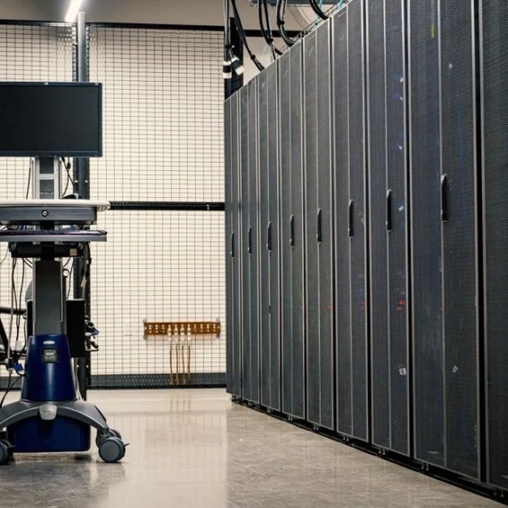 Riot Platforms Repays $200M Credit Facility and Frees Up Collateral as Data-Center Push Continues