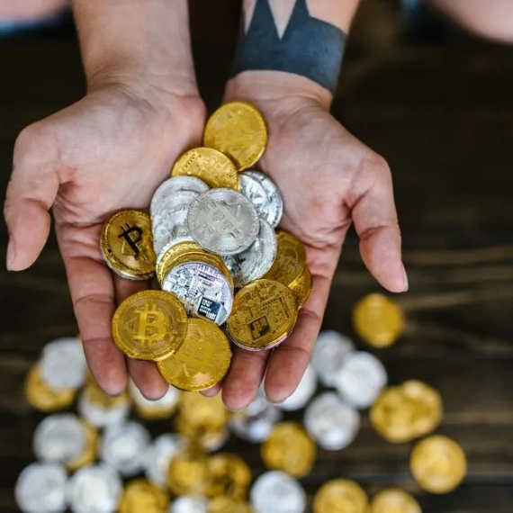 What Happened in Crypto Today: Bitcoin, DeFi, Web3, and Regulation in One Recap