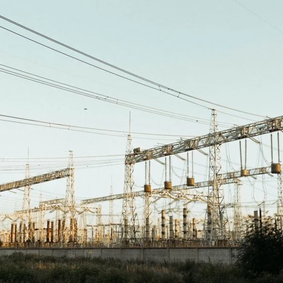 Nscale’s Microsoft AI Deal Falls Apart as U.K. Power Delays Push Expansion Into the 2030s