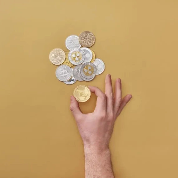 France Moves Closer to Automatic Crypto Tax Data Sharing as Senate Adopts Bill