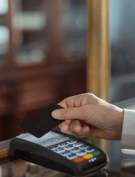 Coinbase and Marqeta Expand Stablecoin Payment Card Partnership for Global Merchant Spending